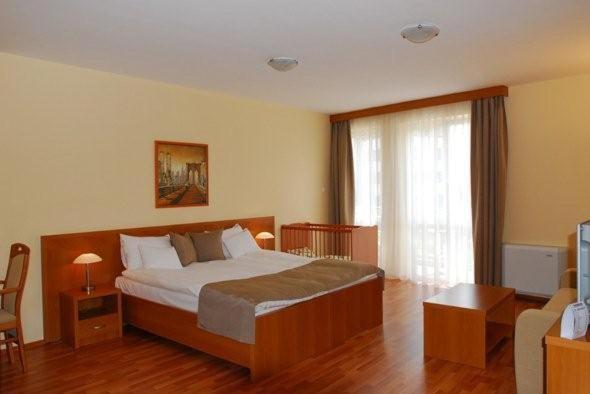 Panorama Wellness Apartman Hotel Hajduszoboszlo Room photo