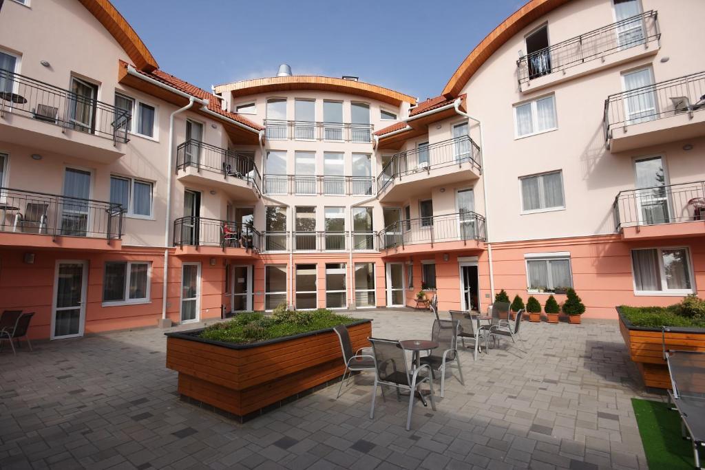 Panorama Wellness Apartman Hotel Hajduszoboszlo Exterior photo